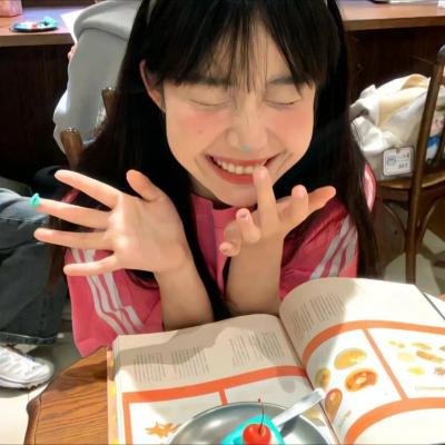 亲爱的外人海报
